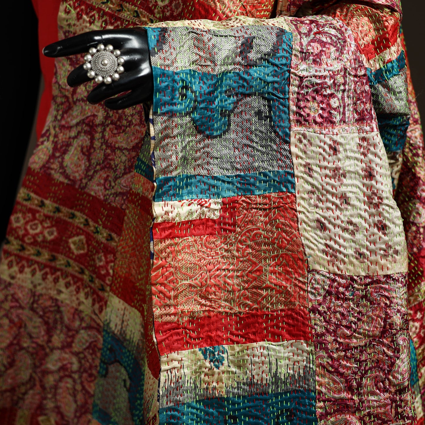 Bengal Hand Embroidery Patchwork Reversible Silk Kantha Dupatta 90