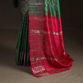 Green - Traditional Pochampally Ikat Handwoven Pure Silk Pattu Saree with Rudraksha Border 03