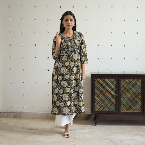 Black - Hand Block Printed Cotton Straight Pintuck Bagru Kurta 03