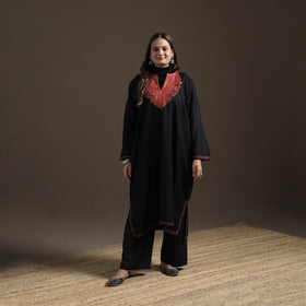 Kashmiri Sozni Hand Embroidered Handwoven Merino Wool Pheran 04