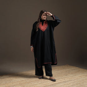 Kashmiri Sozni Hand Embroidered Handwoven Merino Wool Pheran 04