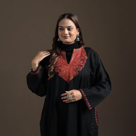 Kashmiri Sozni Hand Embroidered Handwoven Merino Wool Pheran 04