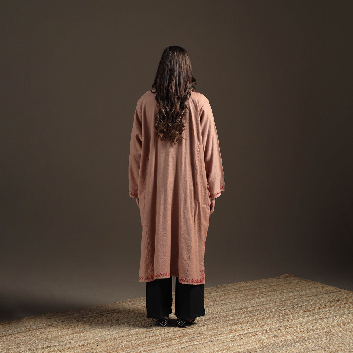 Kashmiri Sozni Hand Embroidered Handwoven Merino Wool Pheran 09