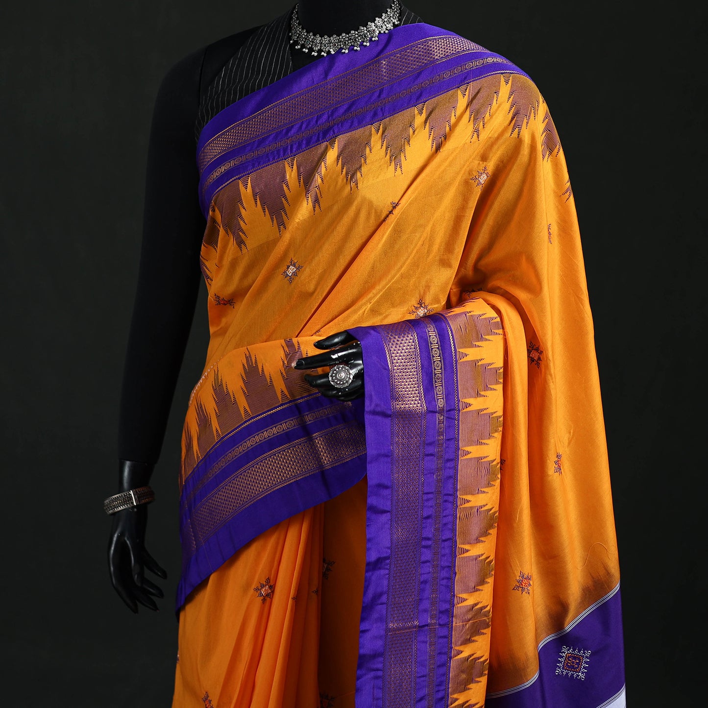 Ilkal Weave Kasuti Work Silk Cotton Zari Border Saree with Blouse Piece 10