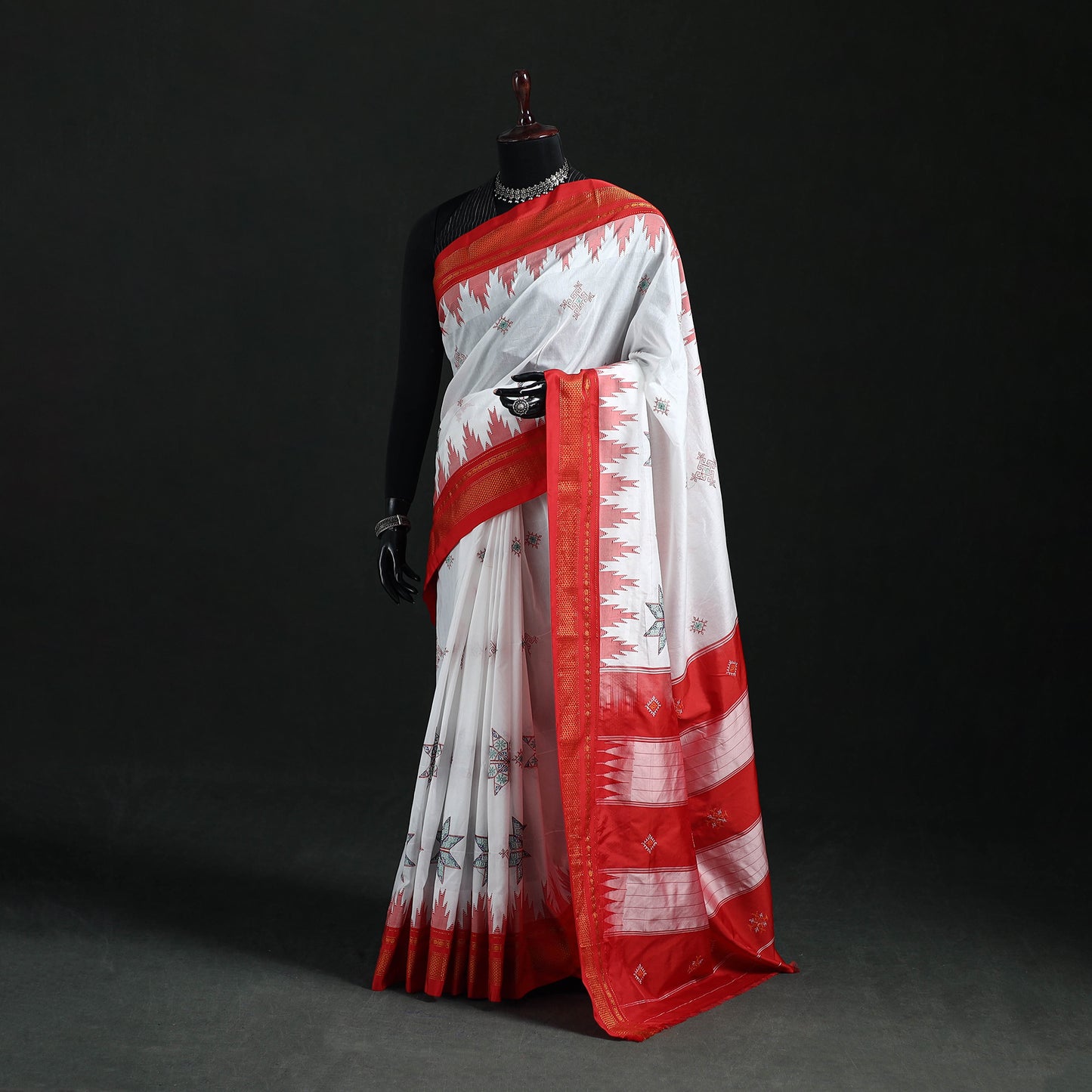 Ilkal Weave Kasuti Work Silk Cotton Zari Border Saree with Blouse Piece 11