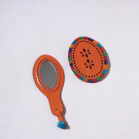 Hand Mirror 