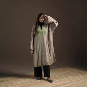 Kashmiri Aari Hand Embroidered Handwoven Merino Wool Pheran 11
