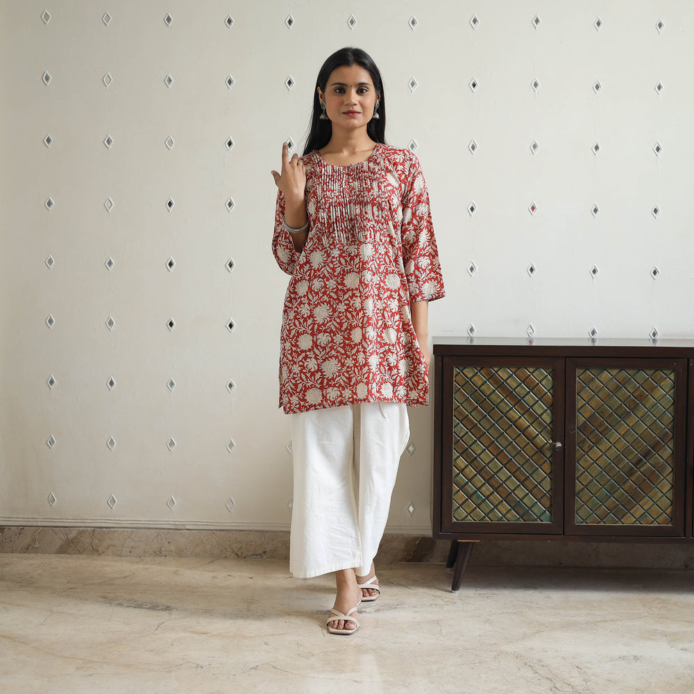 Red - Hand Block Printed Cotton Short Pintuck Bagru Kurta 13