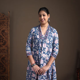 Floral Sanganeri Block Print Cotton A-Line Long Kurta for Women 10