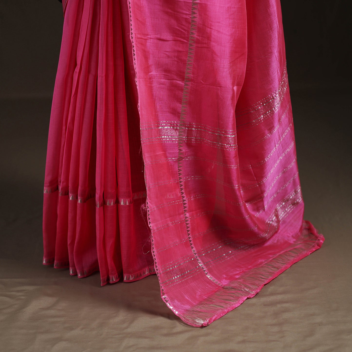Pink - Mangalagiri Handwoven Pure Silk Pattu Saree 26