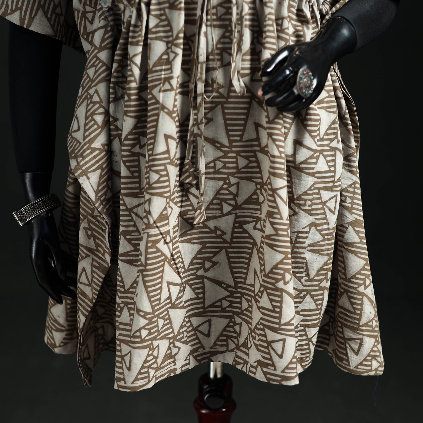 Akola Hand Block Print Natural Dyed Cotton Kaftan (Medium) 58