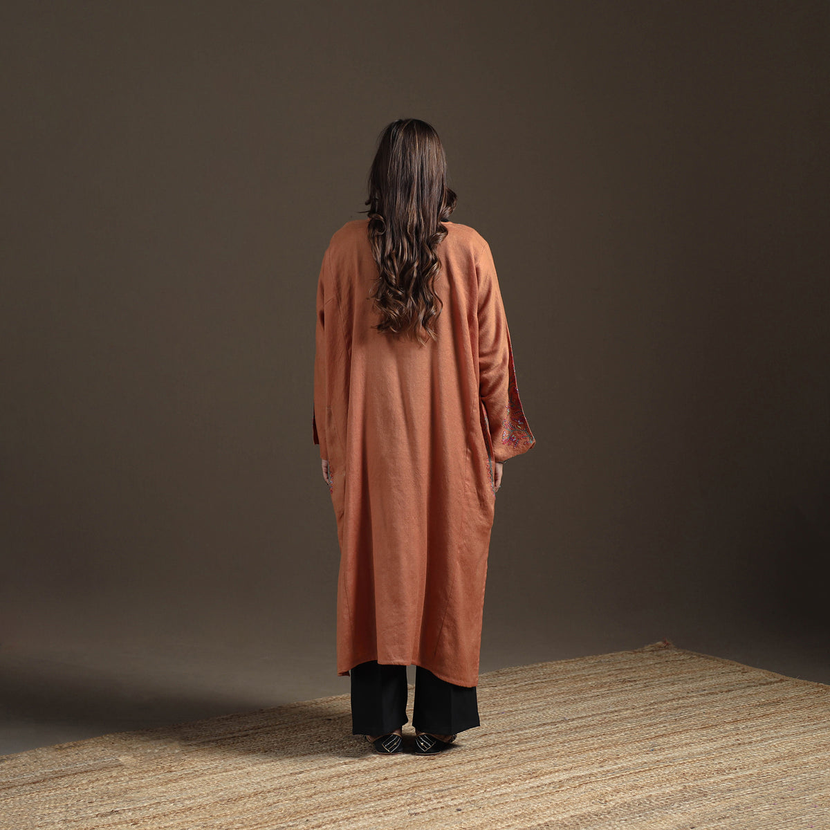 Kashmiri Sozni Hand Embroidered Handwoven Merino Wool Pheran 19
