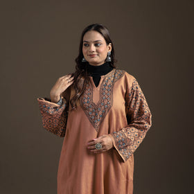 Kashmiri Heavy Sozni Hand Embroidered Handwoven Merino Wool Pheran 21