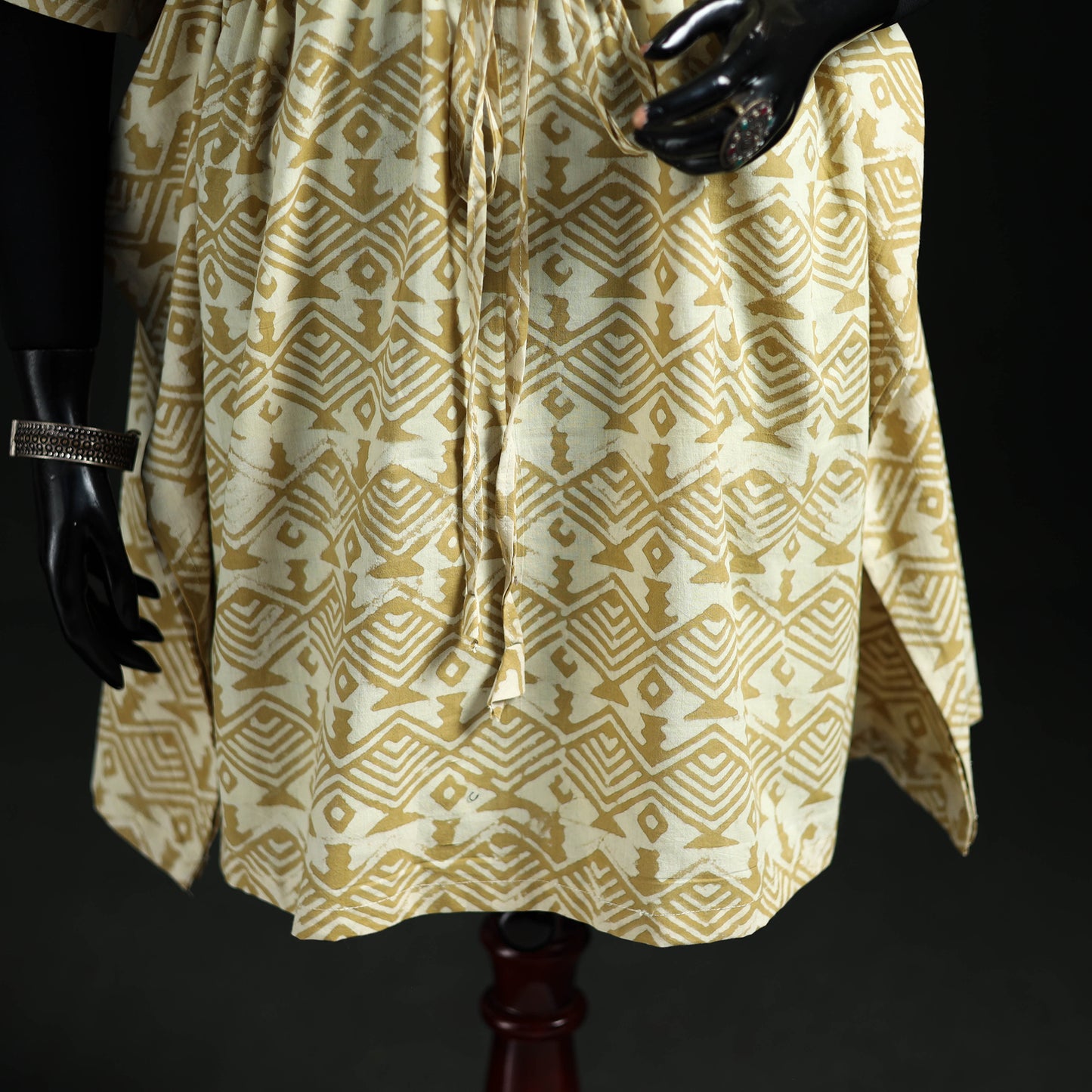Akola Hand Block Print Natural Dyed Cotton Kaftan (Medium) 64