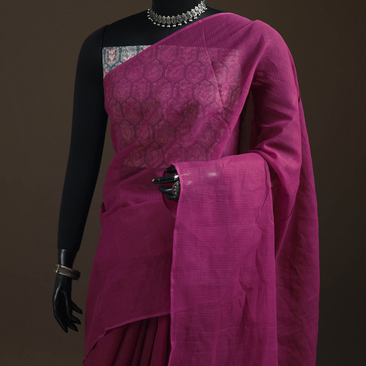 Nazaakat Kota Doria Cotton Plain Saree with Blouse Piece & Earrings 25