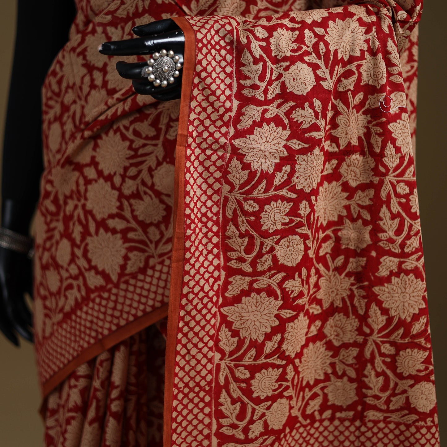 Red - Gamthi Hand Block Print Pure Mul Cotton Saree with Blouse Piece 03
