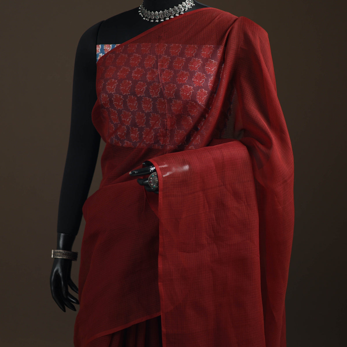 Nazaakat Kota Doria Cotton Plain Saree with Blouse Piece & Earrings 28