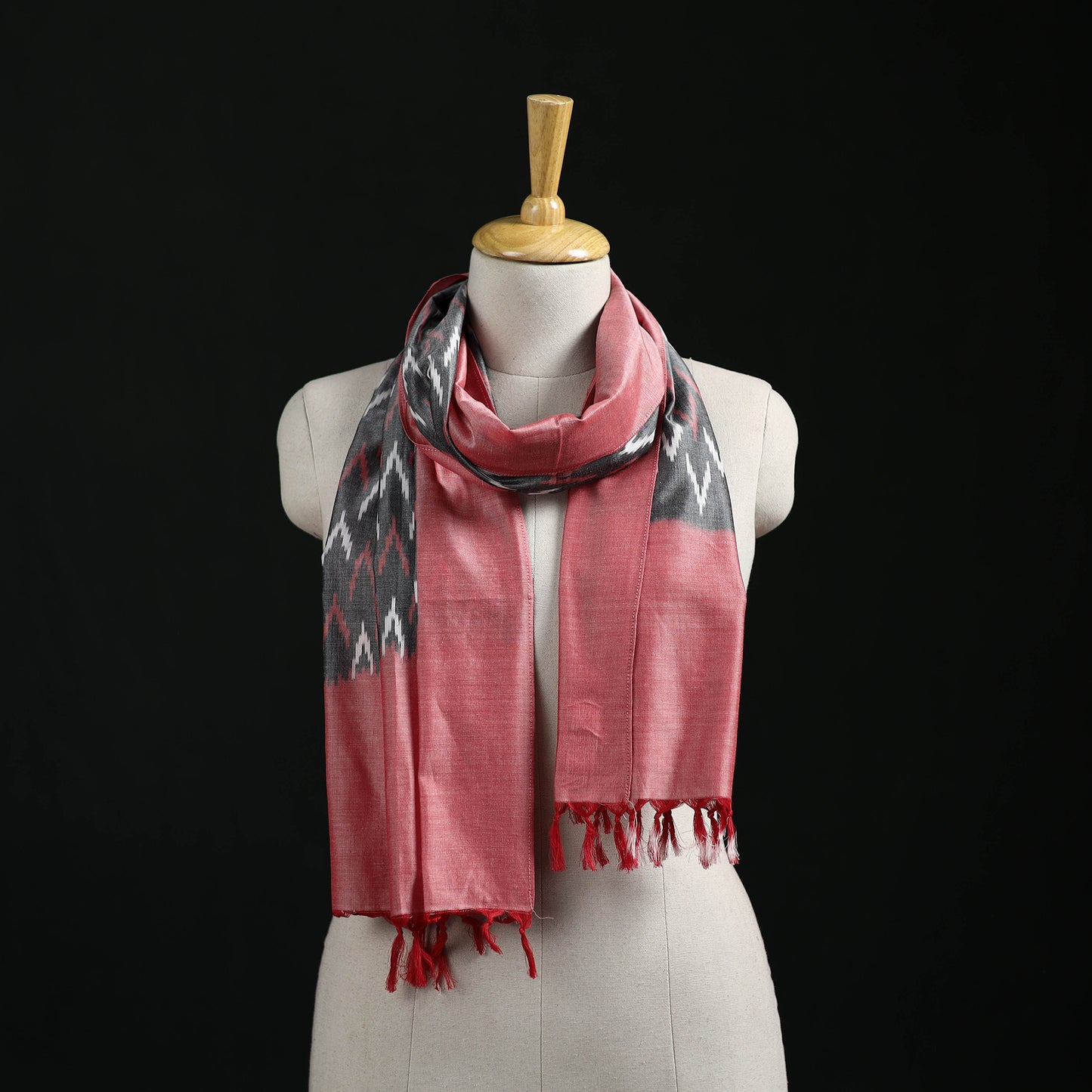 Pochampally Ikat Weave Cotton Stole 21