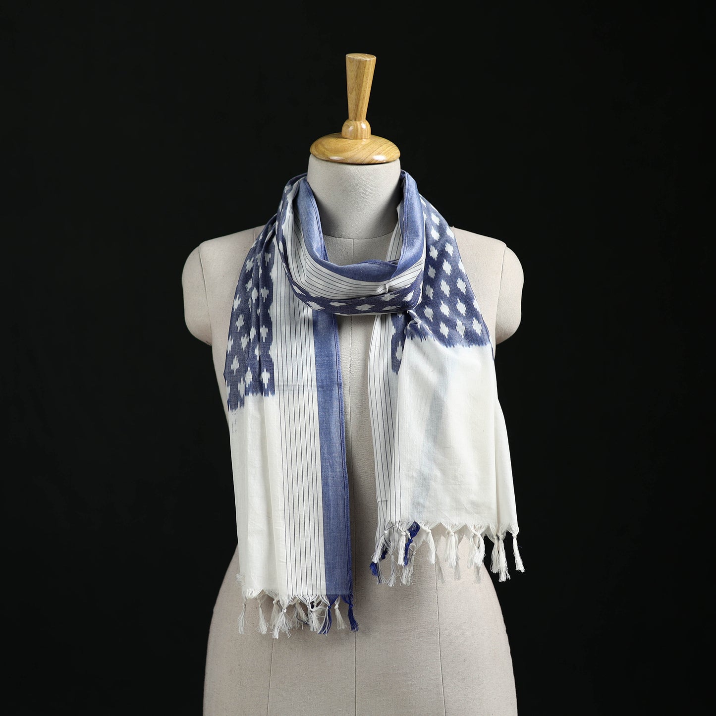 Pochampally Ikat Weave Cotton Stole 23