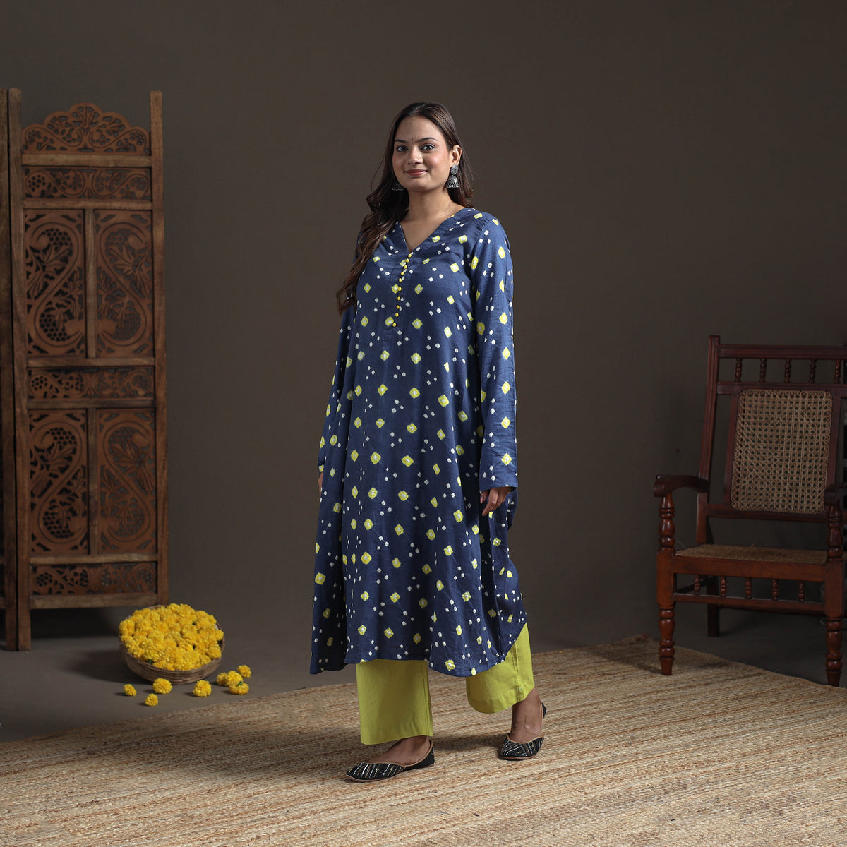 Bandhani Tie-Dye Cotton A-Line Long Kurta for Women 05