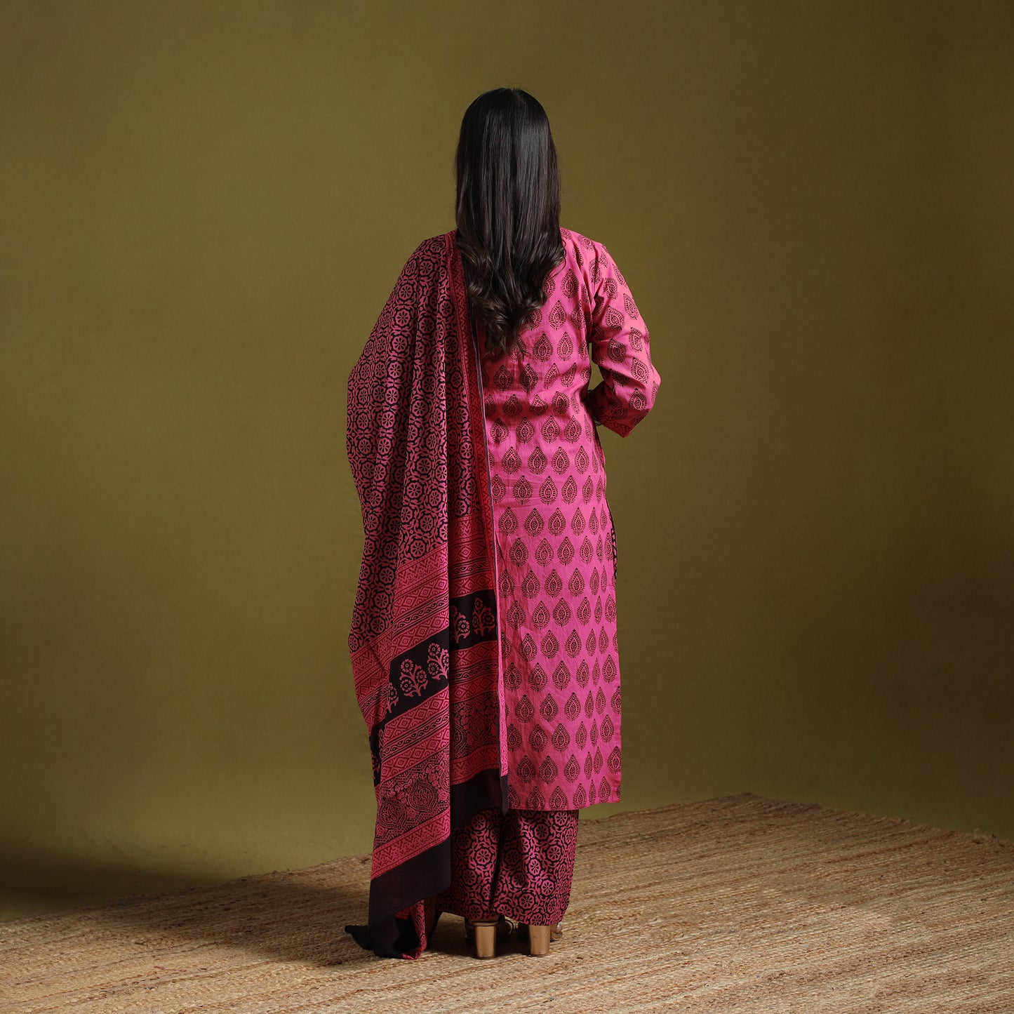 Natural Dyed Hand Block Bagh Print Cotton Suit Set with Dupatta for Women 10