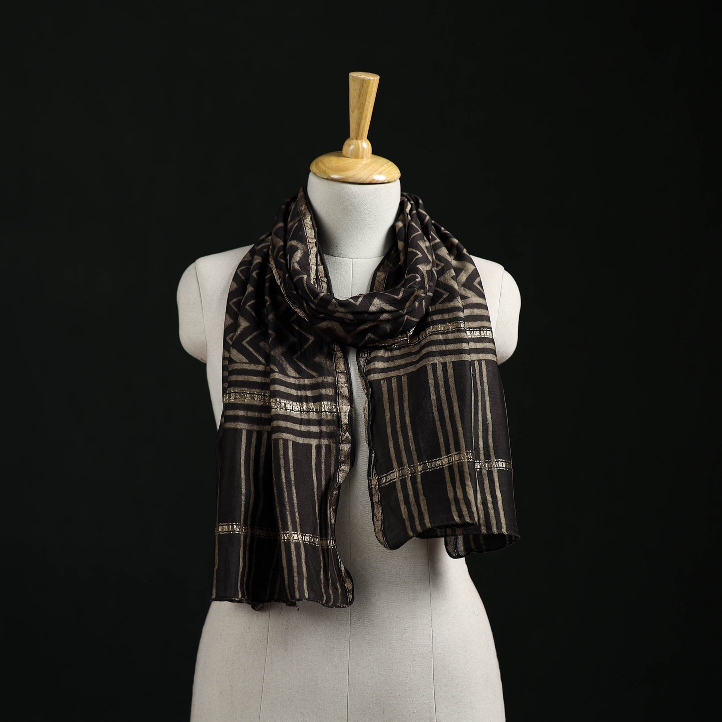 Akola Hand Block Print Chanderi Silk Handloom Stole 02