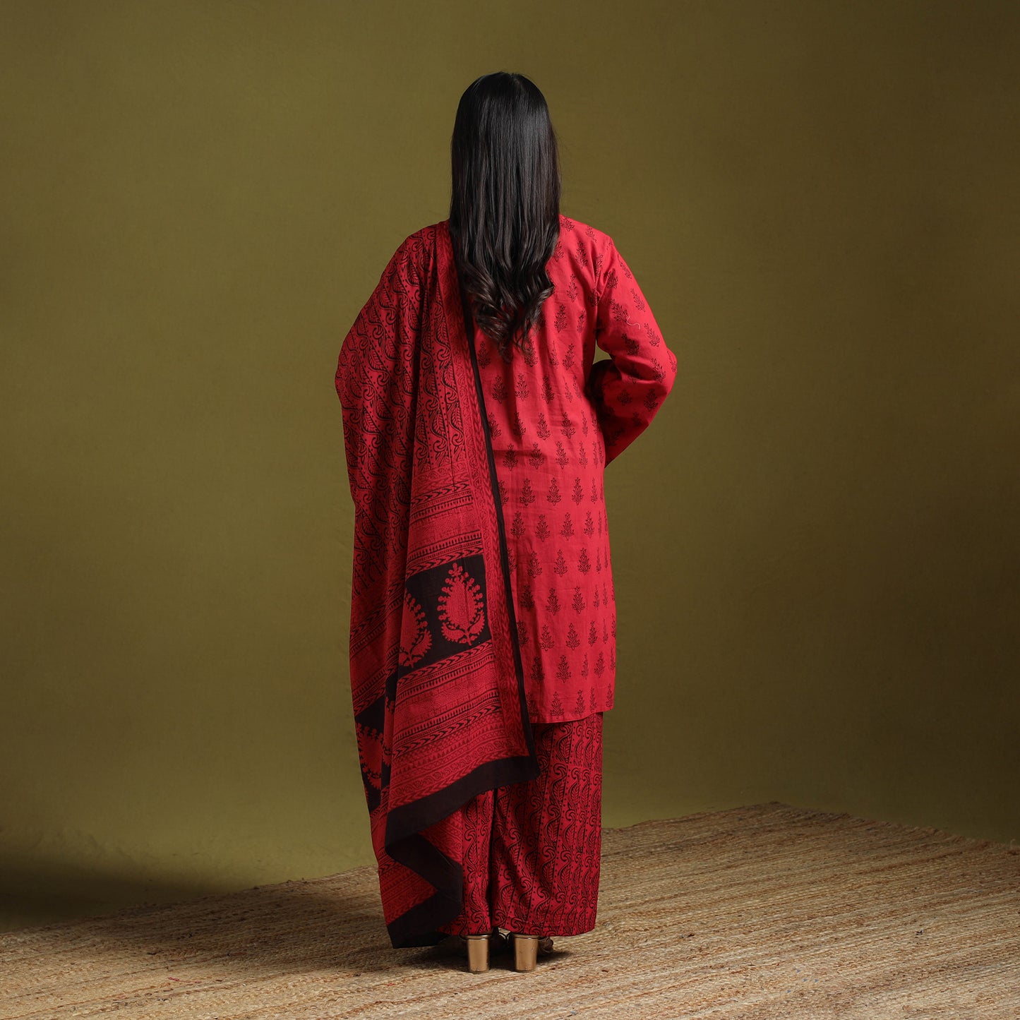 Natural Dyed Hand Block Bagh Print Cotton Suit Set with Dupatta for Women 21