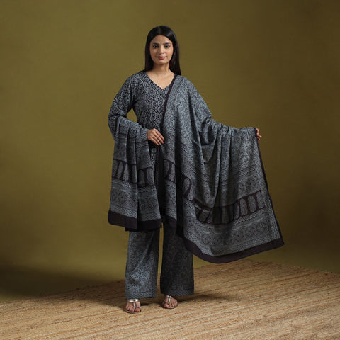 Natural Dyed Hand Block Bagh Print Cotton Suit Set with Dupatta for Women 18
