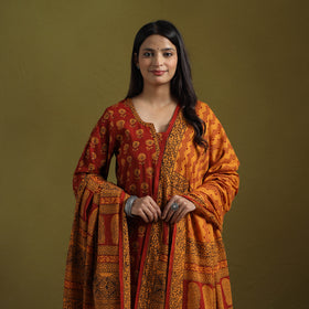 Natural Dyed Hand Block Bagh Print Cotton Suit Set with Dupatta for Women 01