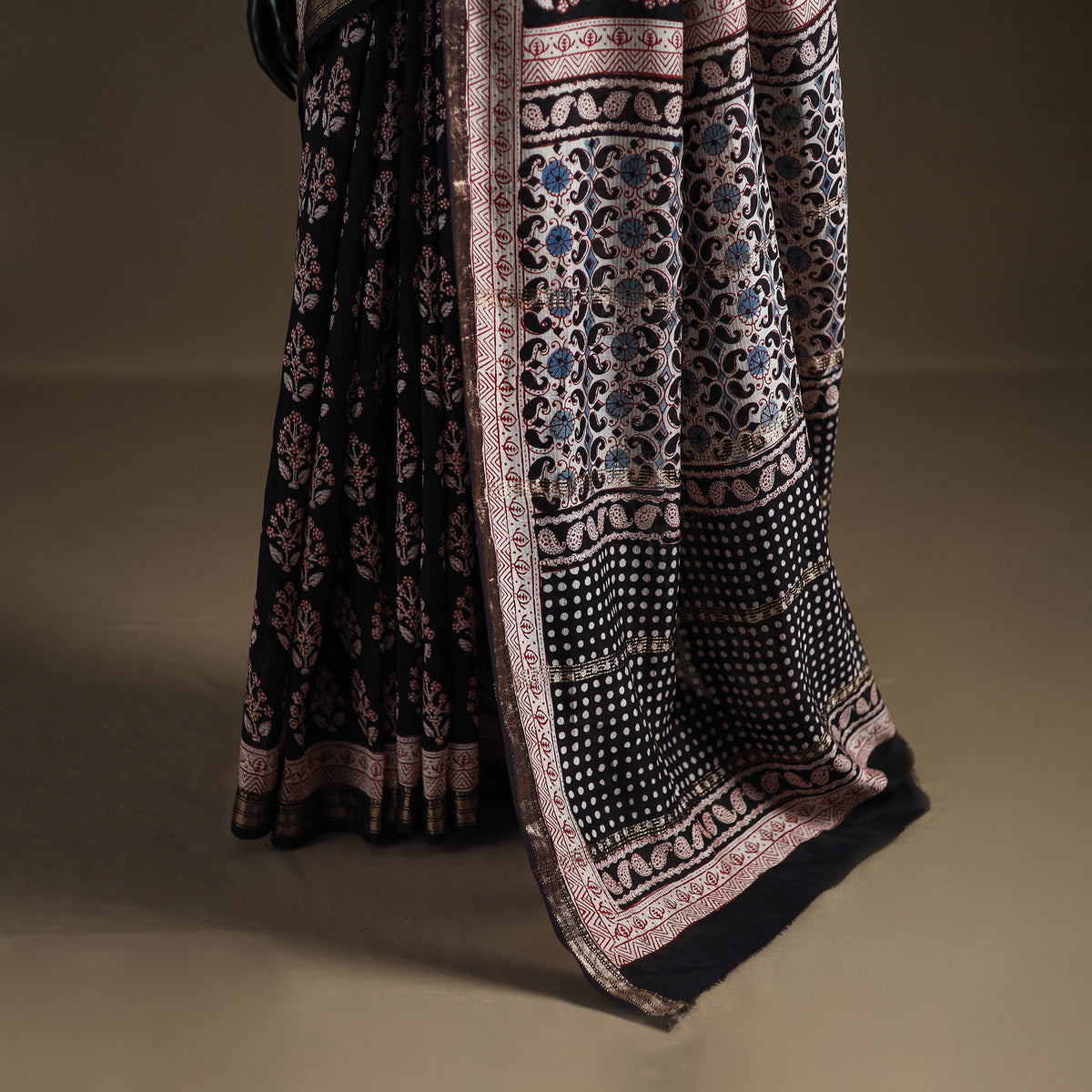 Bagh Hand Block Print Natural Dyed Maheshwari Silk Zari Border Saree 09