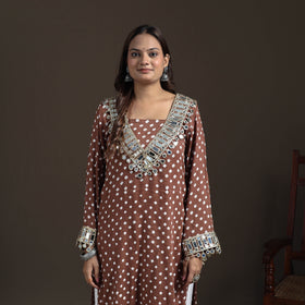 Gota Mirror Work Bandhani Tie-Dye Cotton Straight Long Kurta for Women 08