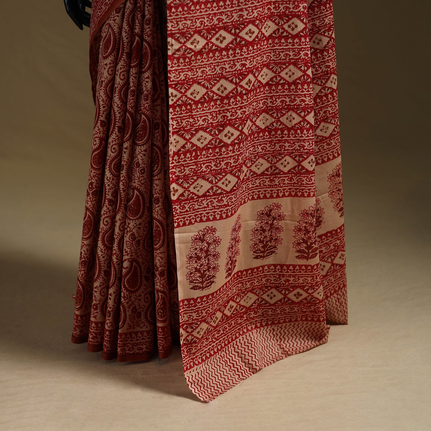 Red - Gamthi Hand Block Print Pure Mul Cotton Saree with Blouse Piece 29