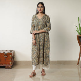 Buy Pedana Kalamkari Block Printed Cotton Pintuck Straight Kurta 16 Online at iTokri.com