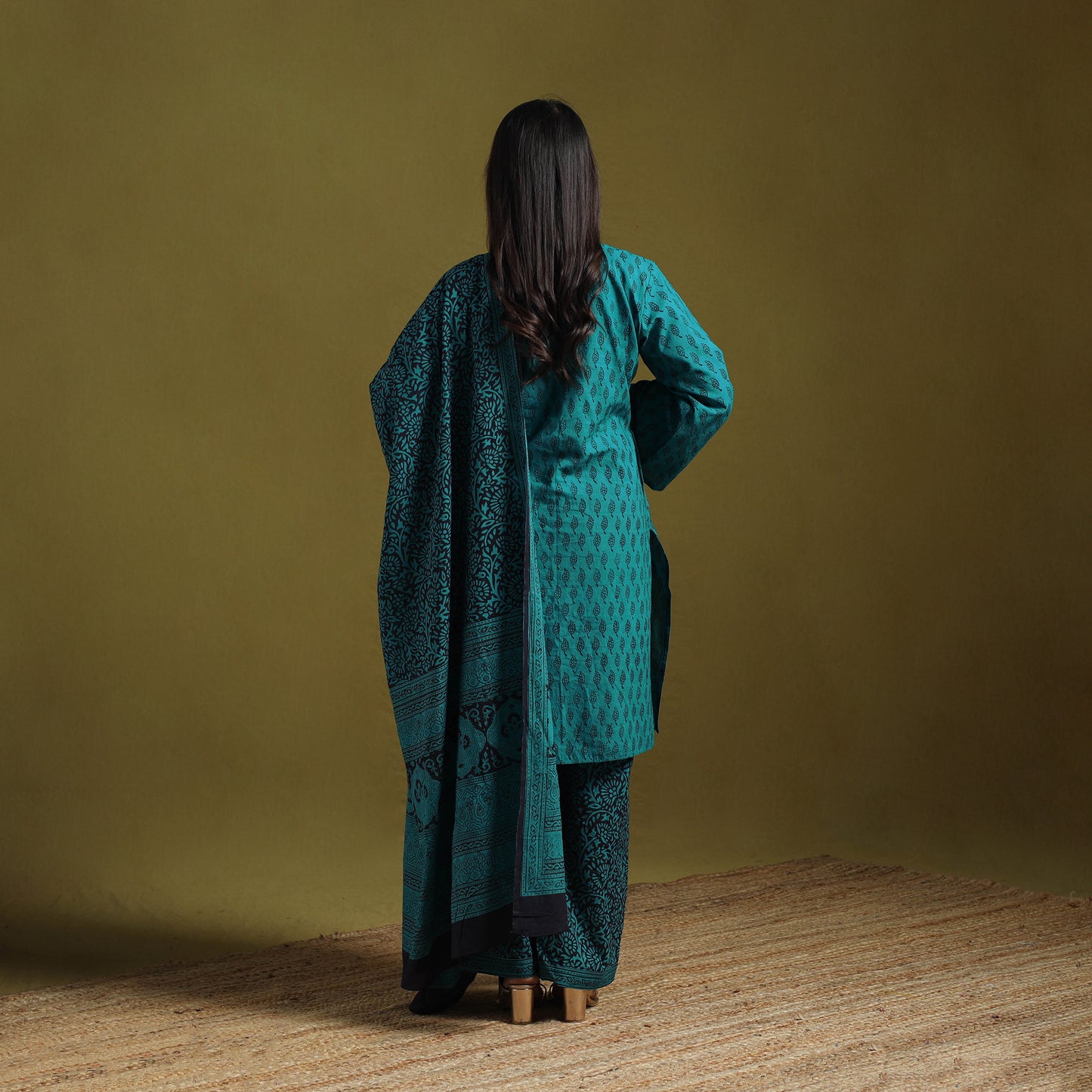 Natural Dyed Hand Block Bagh Print Cotton Suit Set with Dupatta for Women 17