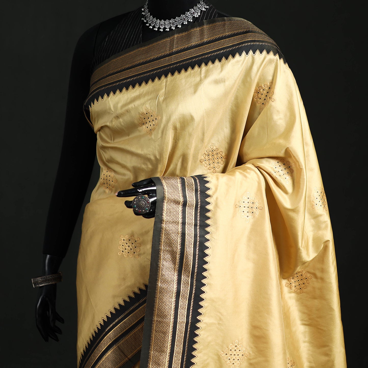 Bangalore Silk Zari Border Saree 16