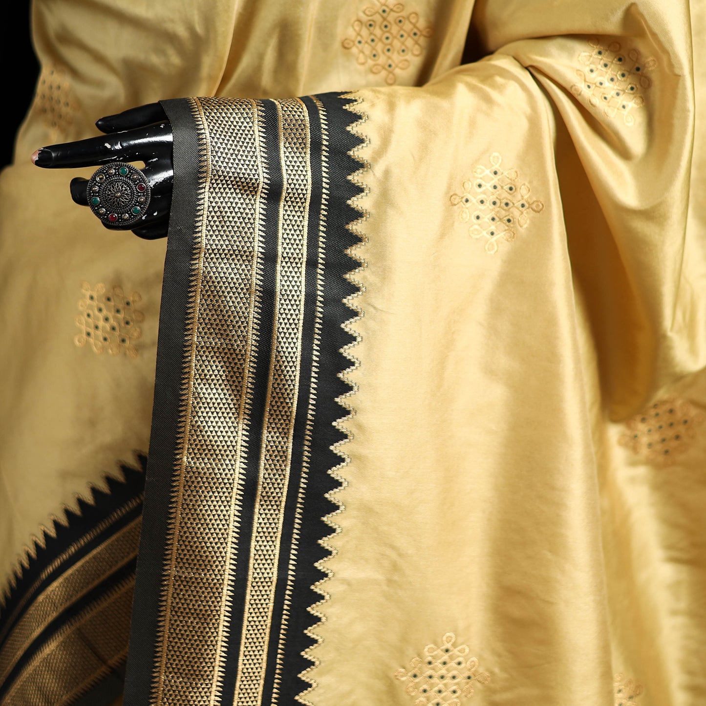 Bangalore Silk Zari Border Saree 16