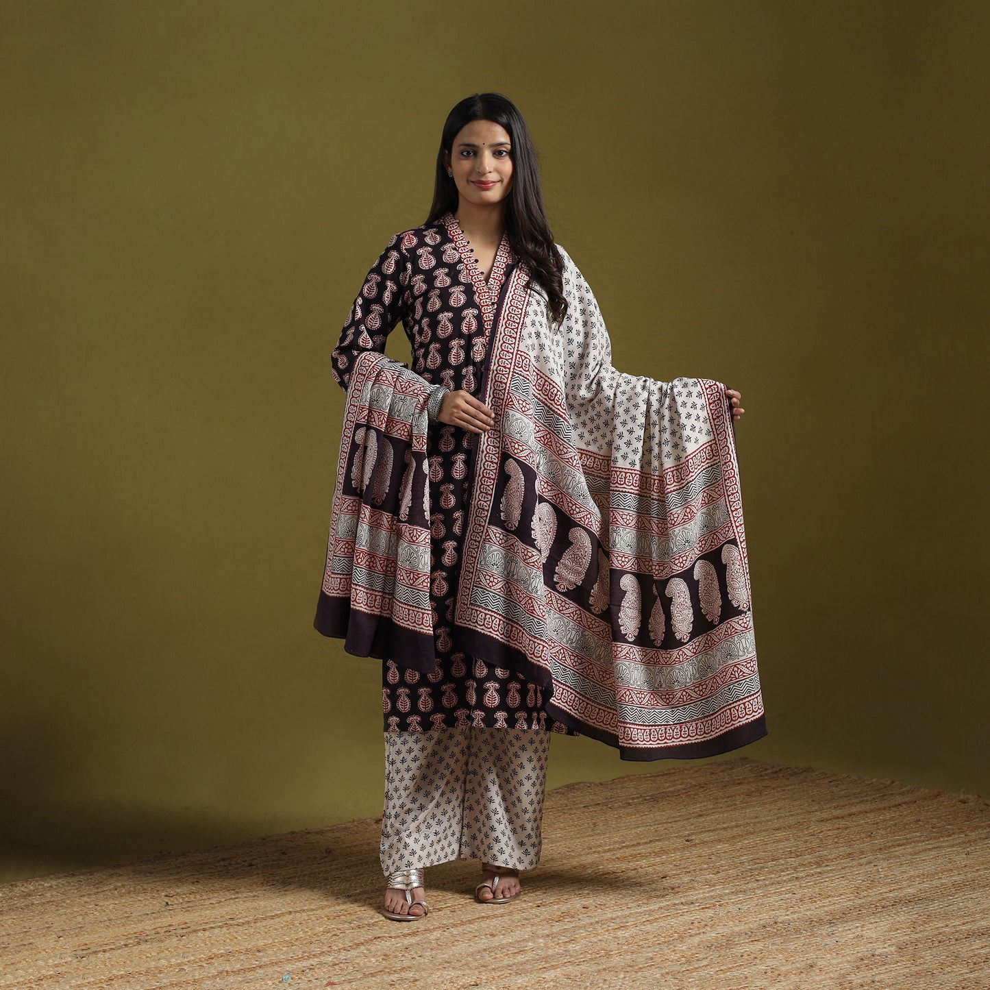 Natural Dyed Hand Block Bagh Print Cotton Suit Set with Dupatta for Women 09