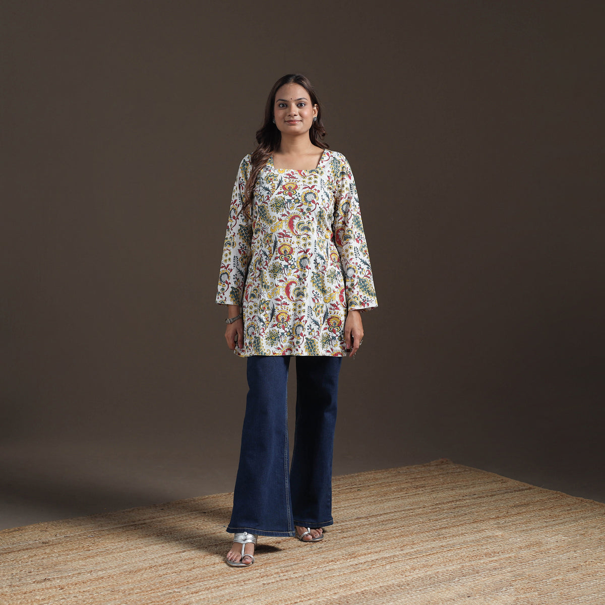Sanganeri Floral Print Cotton Short Kurta for Women 10