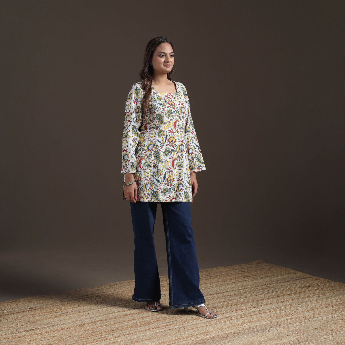 Sanganeri Floral Print Cotton Short Kurta for Women 10