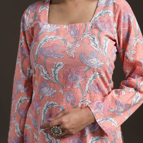 Sanganeri Floral Print Cotton Short Kurta for Women 11