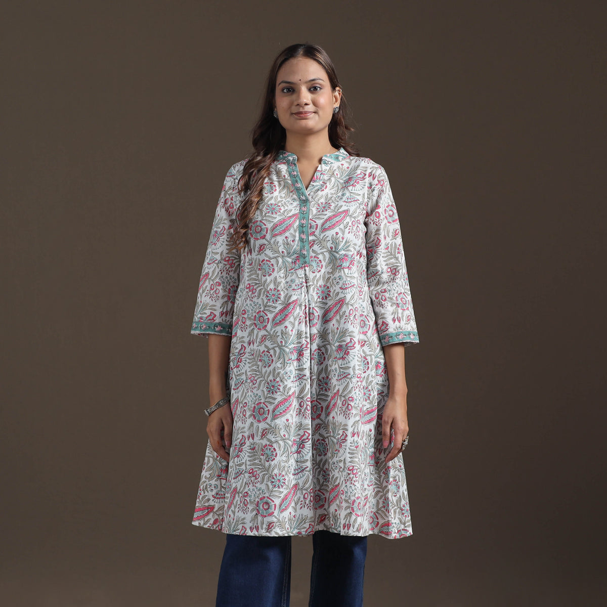 Sanganeri Floral Print Cotton A-Line Kurta for Women 01