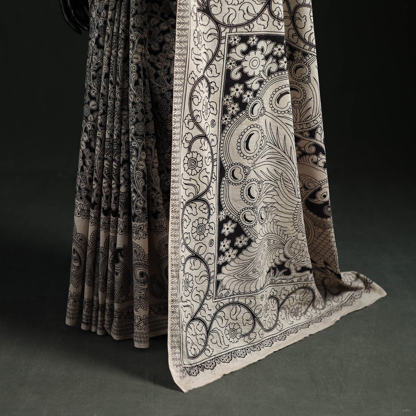 Cotton Saree in Kalamkari Print 04