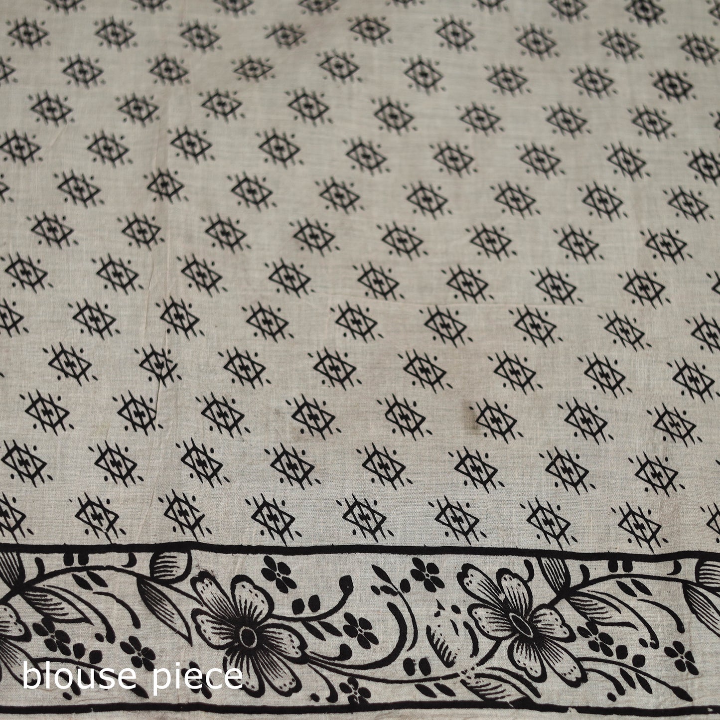Cotton Saree in Kalamkari Print 04