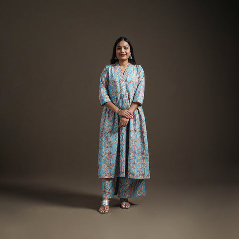 Blue - Floral Sanganeri Print Cotton Flared Kurta with Palazzo Set for women 20