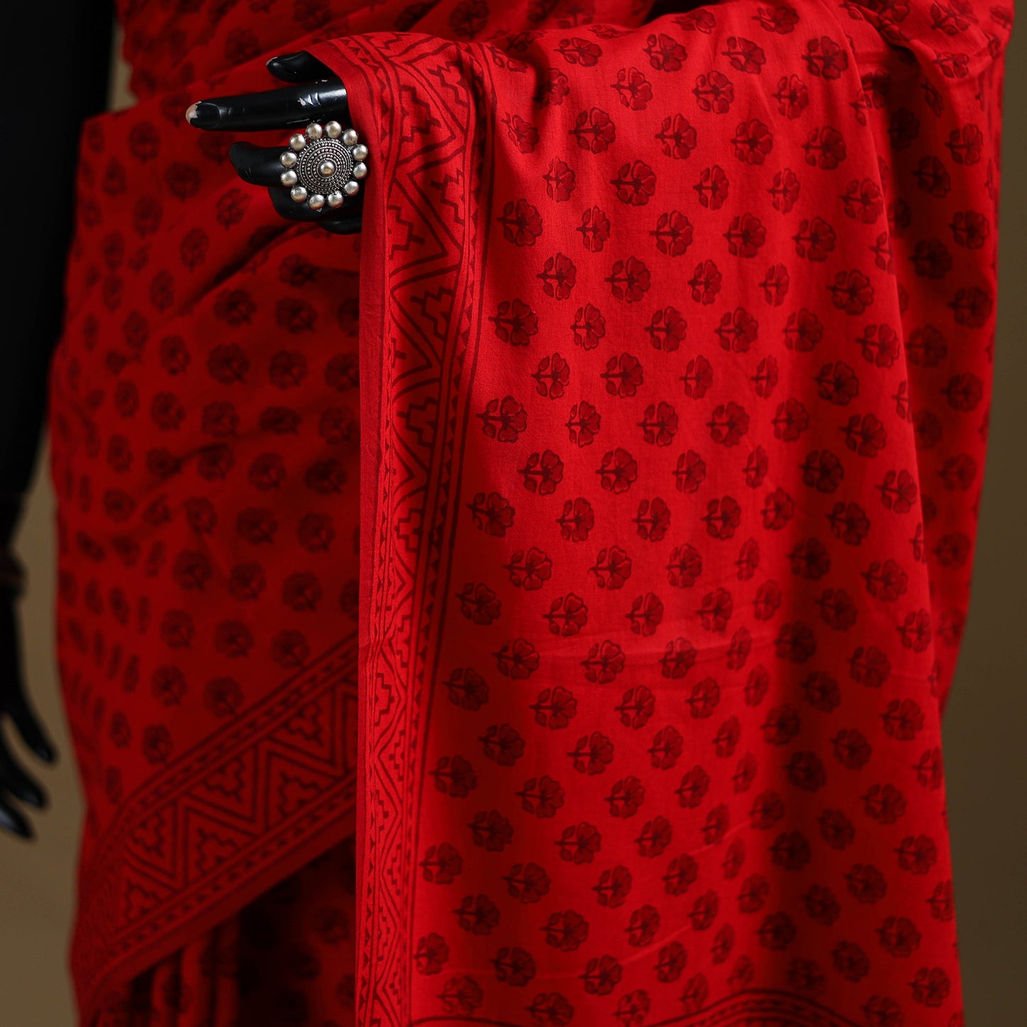 Gamthi Hand Block Print Pure Mul Cotton Saree with Blouse Piece 62