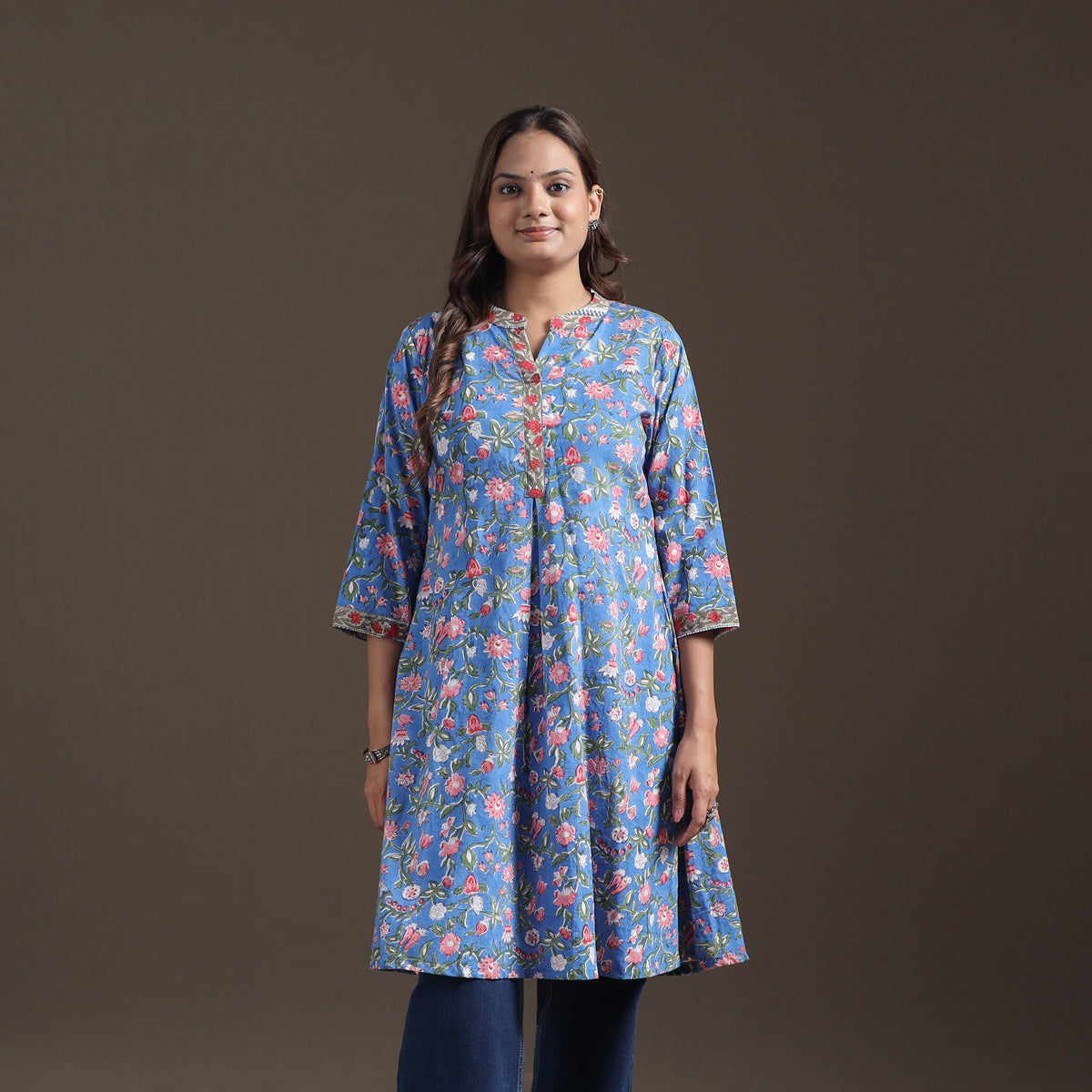 Sanganeri Floral Print Cotton A-Line Kurta for Women 05