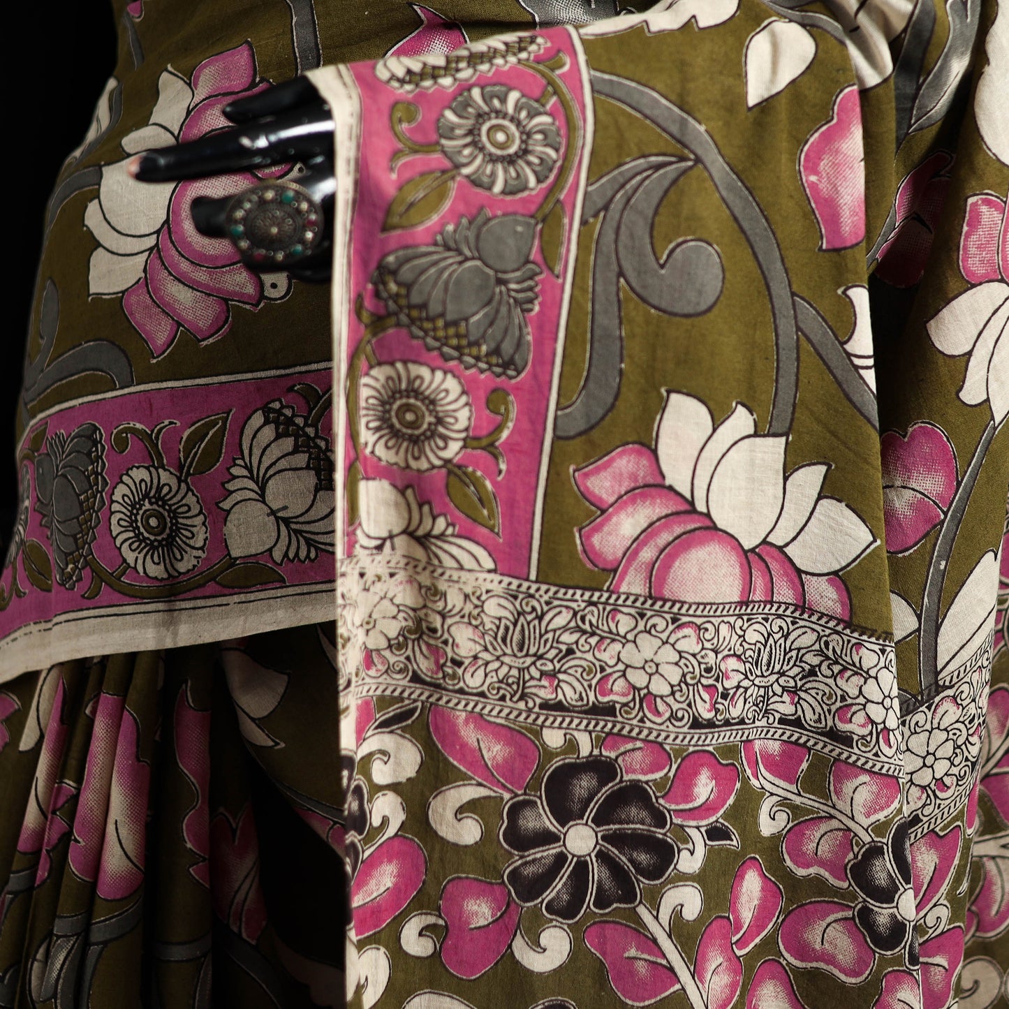 Cotton Saree in Kalamkari Print 10