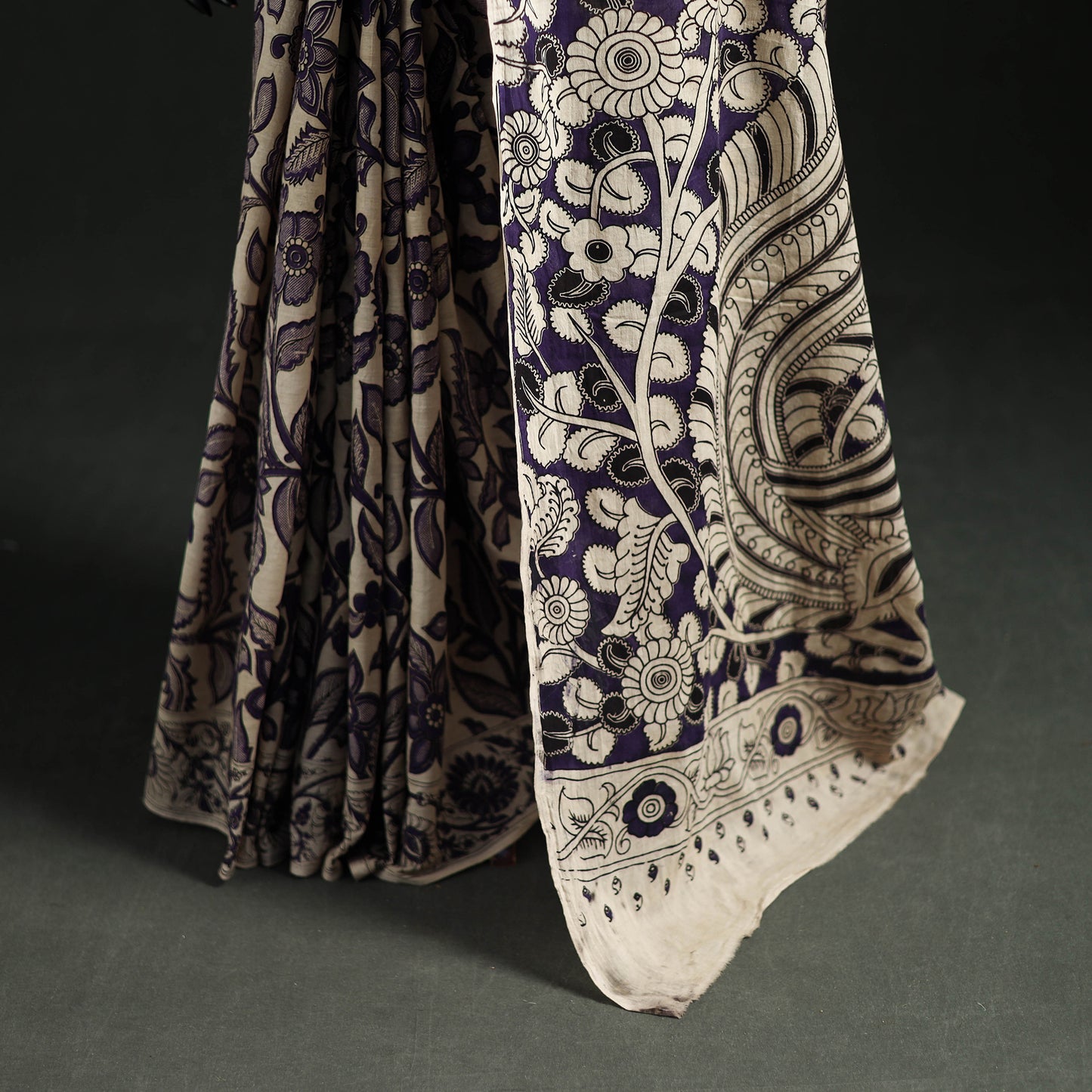 Cotton Saree in Kalamkari Print 11
