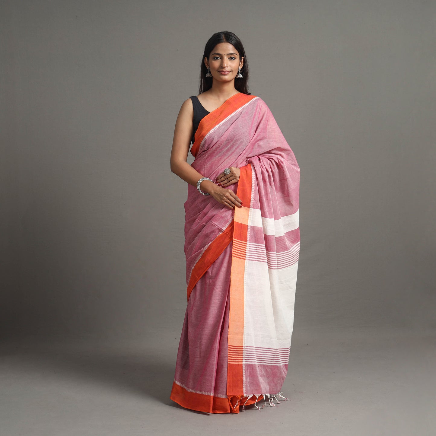 Leaf Dobby Cotton Handloom Saree 100