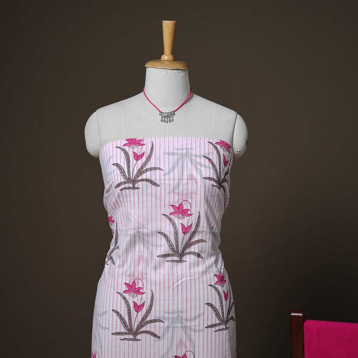 Sanganeri Block Print Cotton Unstitched Dress Material: Kurta, Bottom & Dupatta with Jewellery 02
